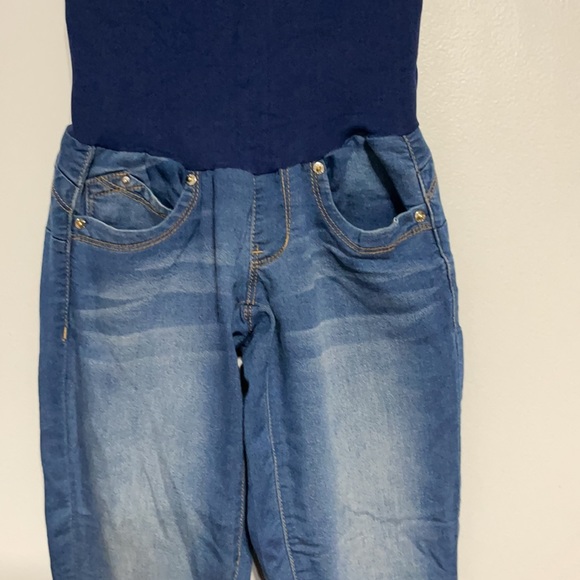 YMI Maternity Jeans Size S - Picture 4 of 8